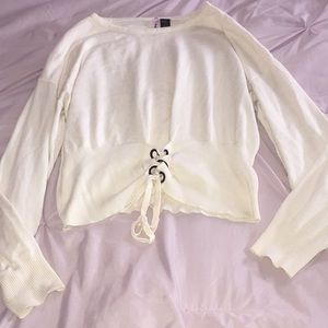 Long sleeve white top ☁️